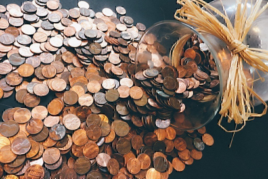 a picture of pennies spilling on the table