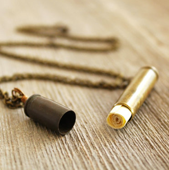 militarybullet_locket