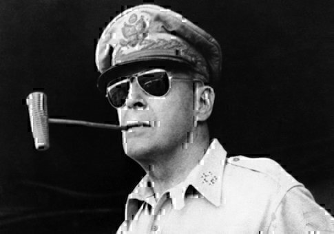 general dougals macarthur