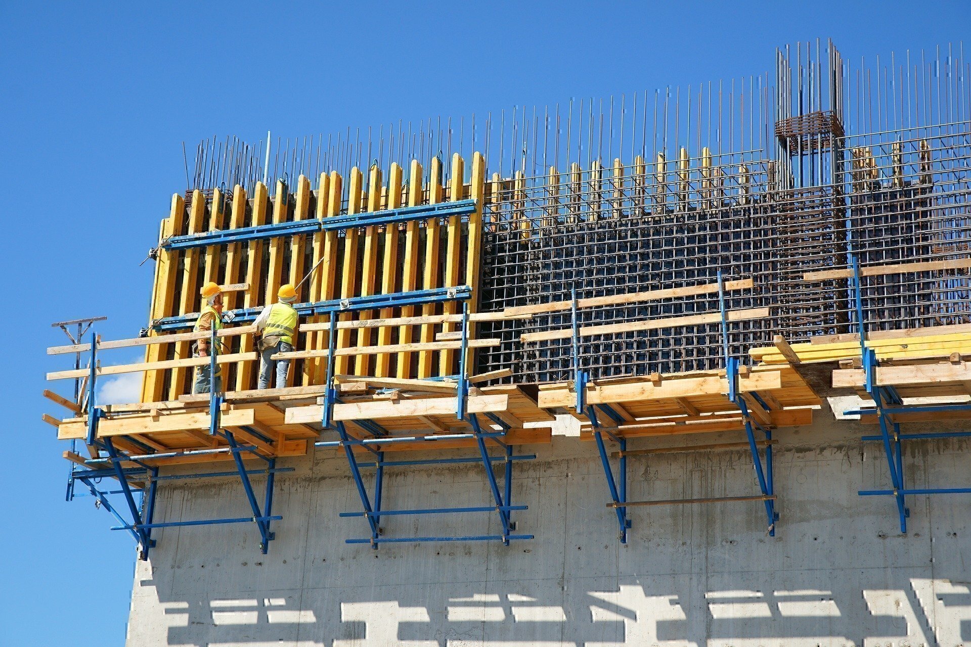 Construction Management Pays Well and is In-Demand | Jobs for Veterans