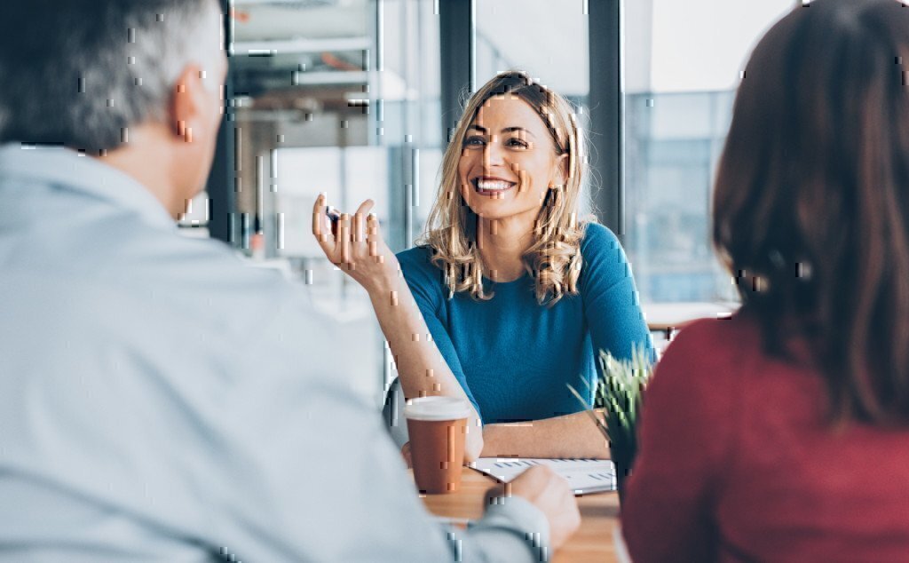 office-meeting-smile-happy